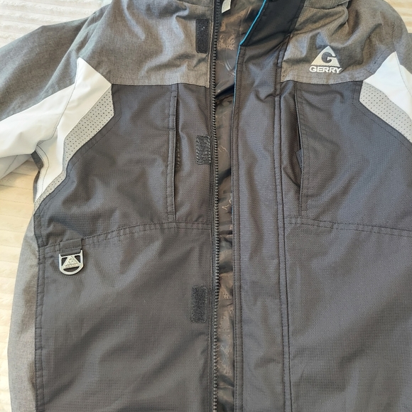 Youth GERRY Hooded Full Zip Snow Ski Shell Jacket - S 7/8 Black/Gray. - Picture 4 of 7